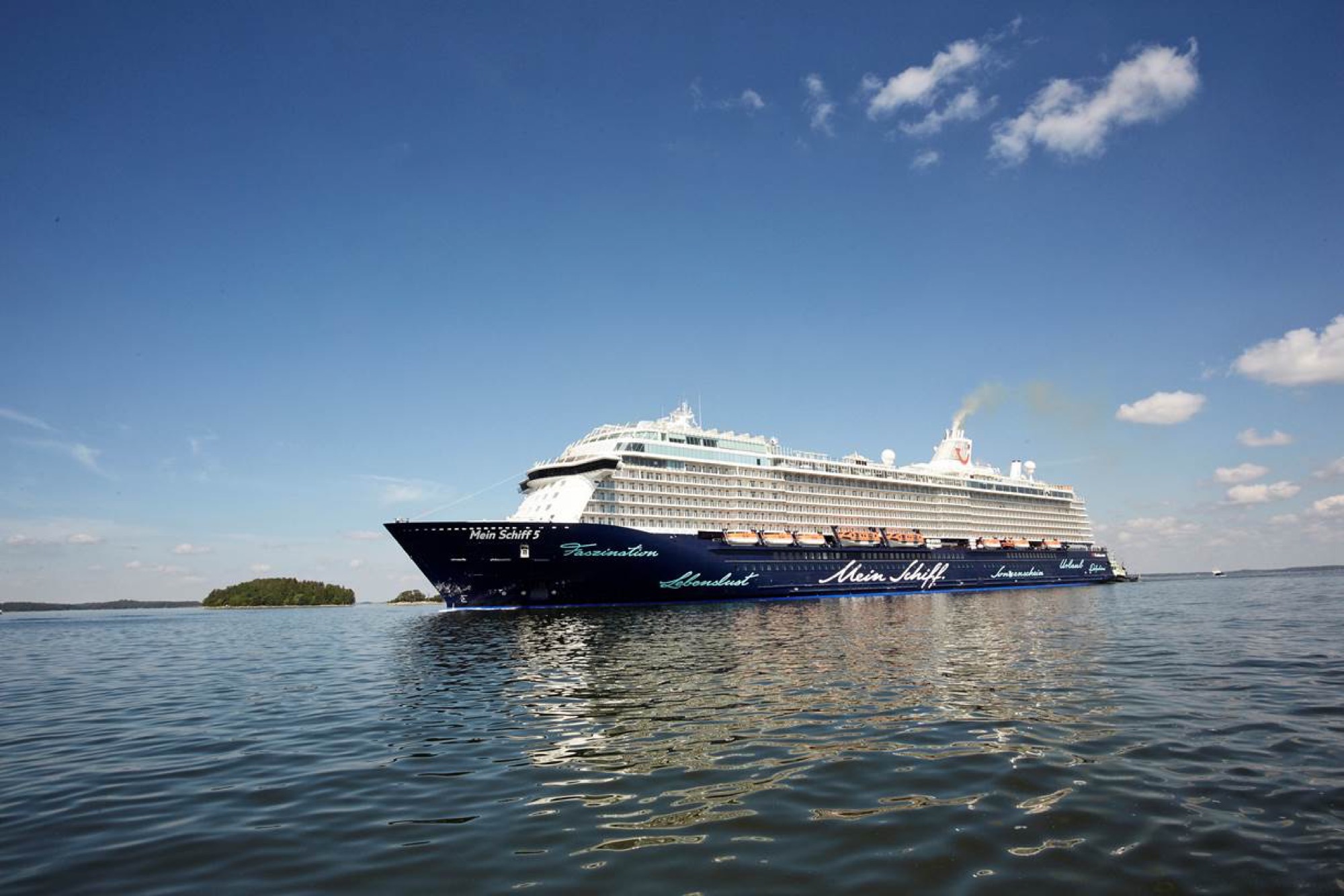 Mein Schiff 5 heute an TUI Cruises ausgeliefert › AIDA und Mein Schiff Reiseberichte Mein Schiff 5 heute an TUI Cruises ausgeliefert › AIDA und Mein Schiff Reiseberichte