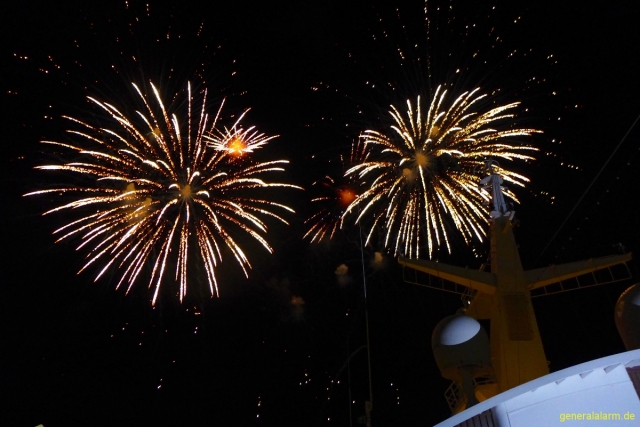 Silvester: Feuerwerk auf AIDAvita