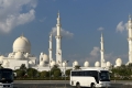Abu Dhabis Highlights: Panoramafahrt und Besuch der Moschee