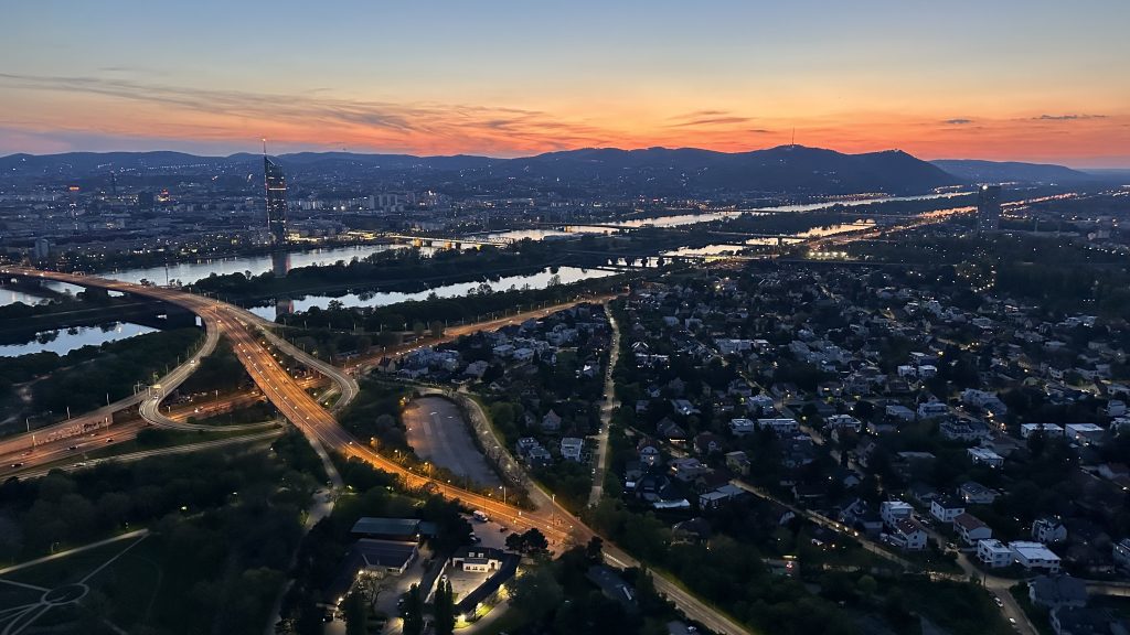 Ausblick vom Donautrum in Wien