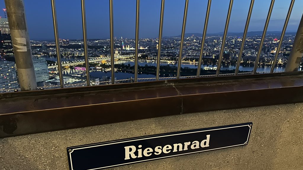 Ausblick vom Donautrum in Wien