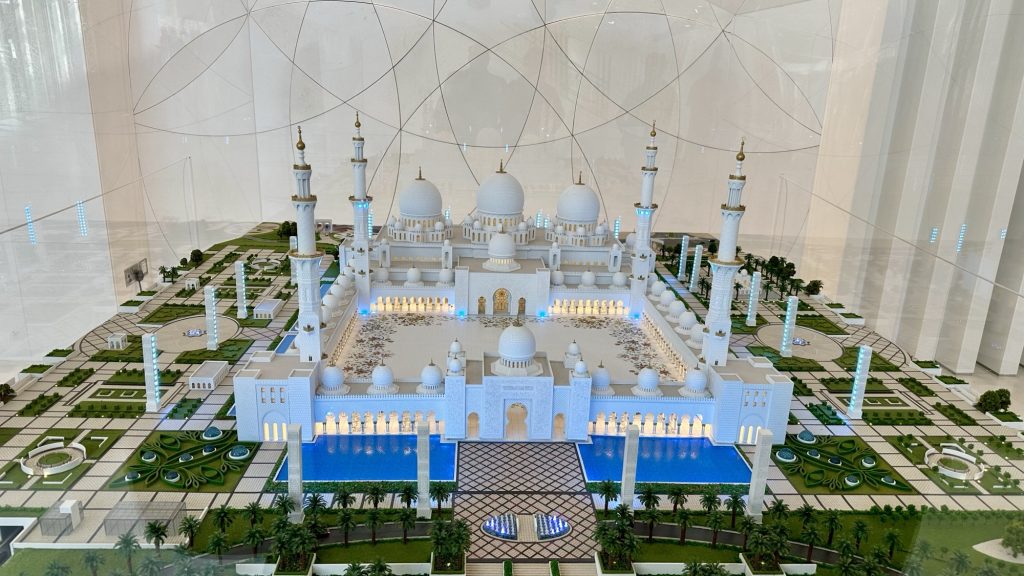Modell der Scheich-Zayed-Moschee