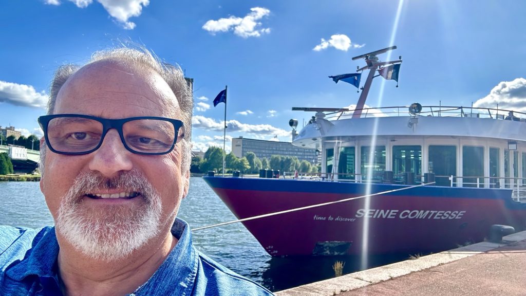 Harald vor der Seine Comtesse