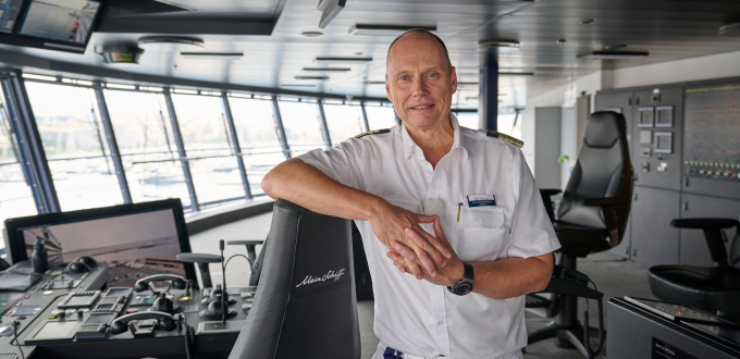31.10.2025 · TUI Cruises benennt Kapitän für zweites InTUItion-Schiff [Pressemeldung]
